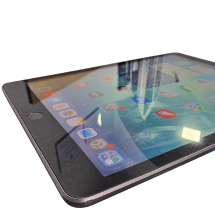 Apple iPad 8ª Generazione 10,2" 128GB Wi‑Fi Grigio Siderale Usato